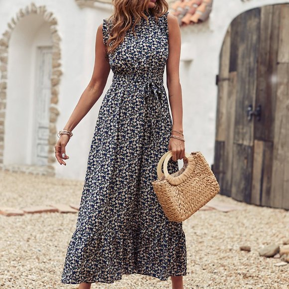 New Ditsy Floral Ruffle Hem Belted Dress - Picture 4 of 8